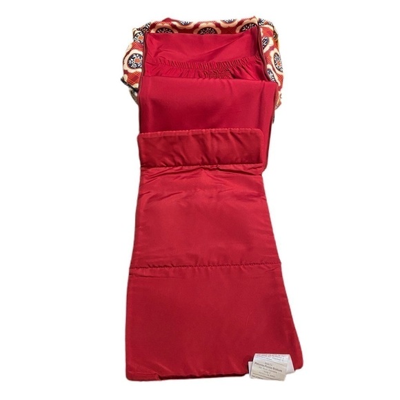 Petunia Pickle Bottom Square Floral Boxy Backpack - Picture 5 of 14